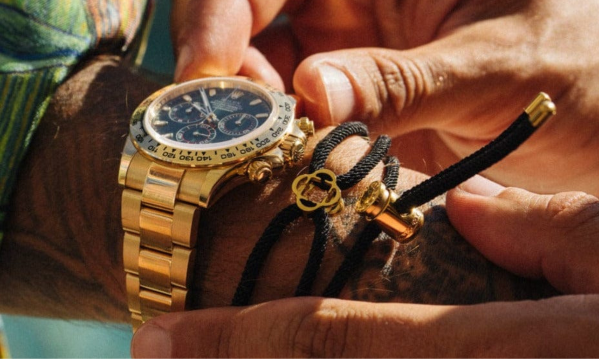 How to Wear a Watch With Bracelets: A Men’s Guide