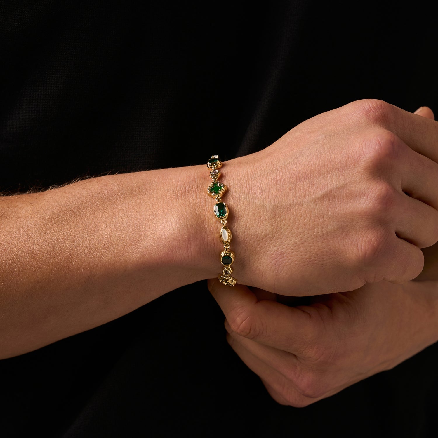 Melted Emerald Gemstone Bracelet (Gold)
