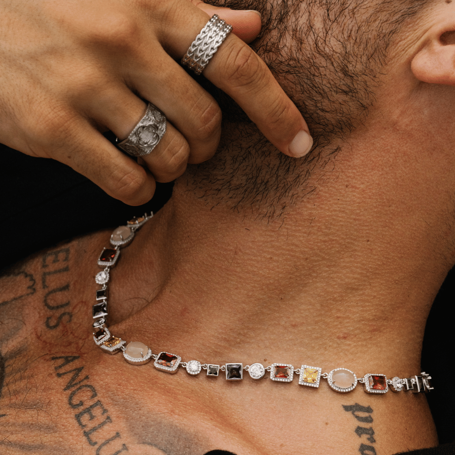 Collar de piedras preciosas (plata)