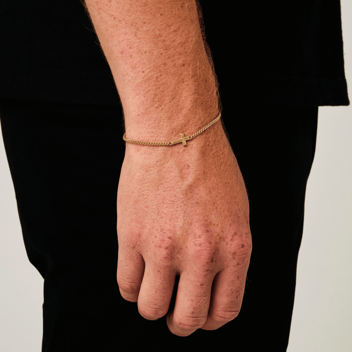 Cross Bracelet (Gold)