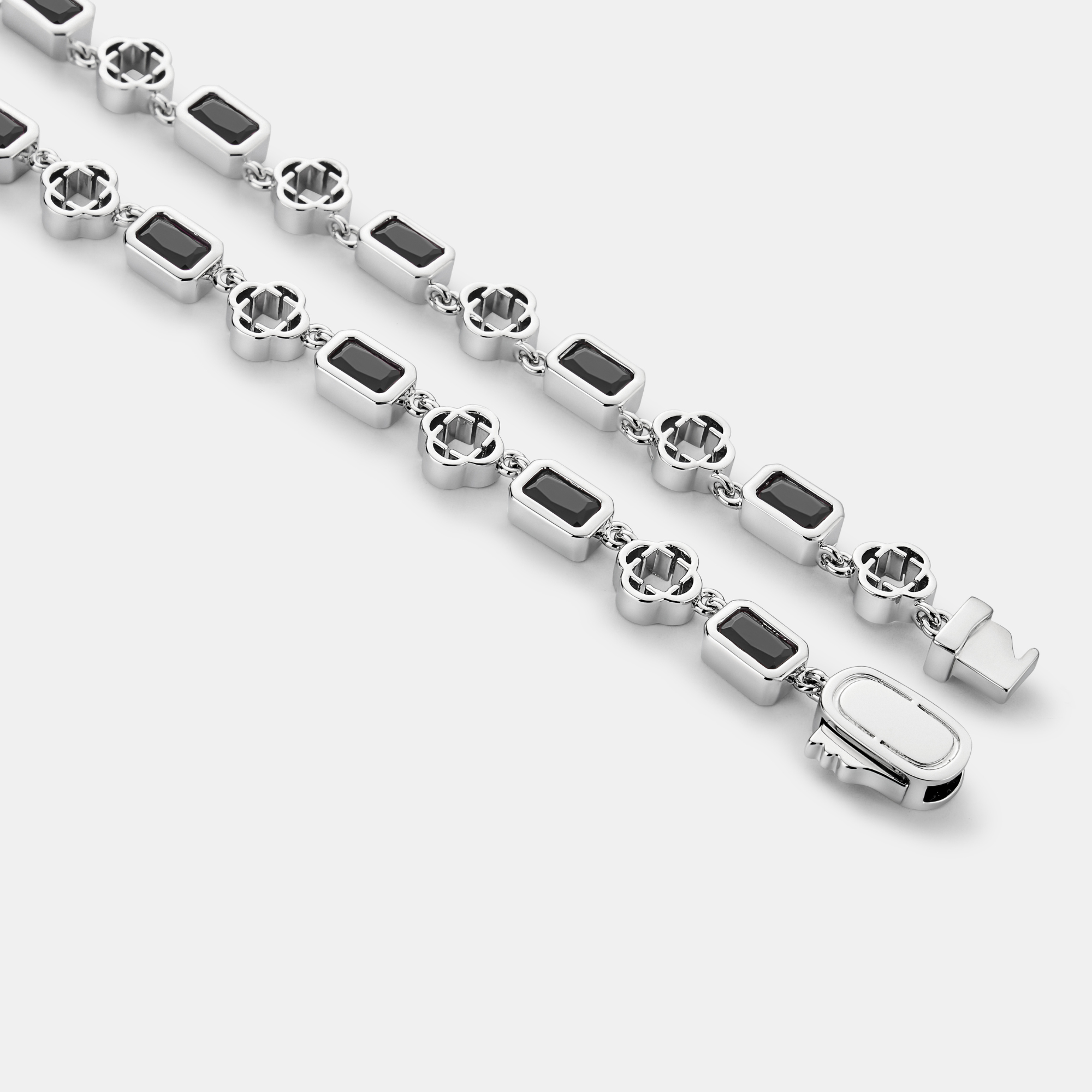 Pulsera de trébol con piedra preciosa de ónix (plata)
