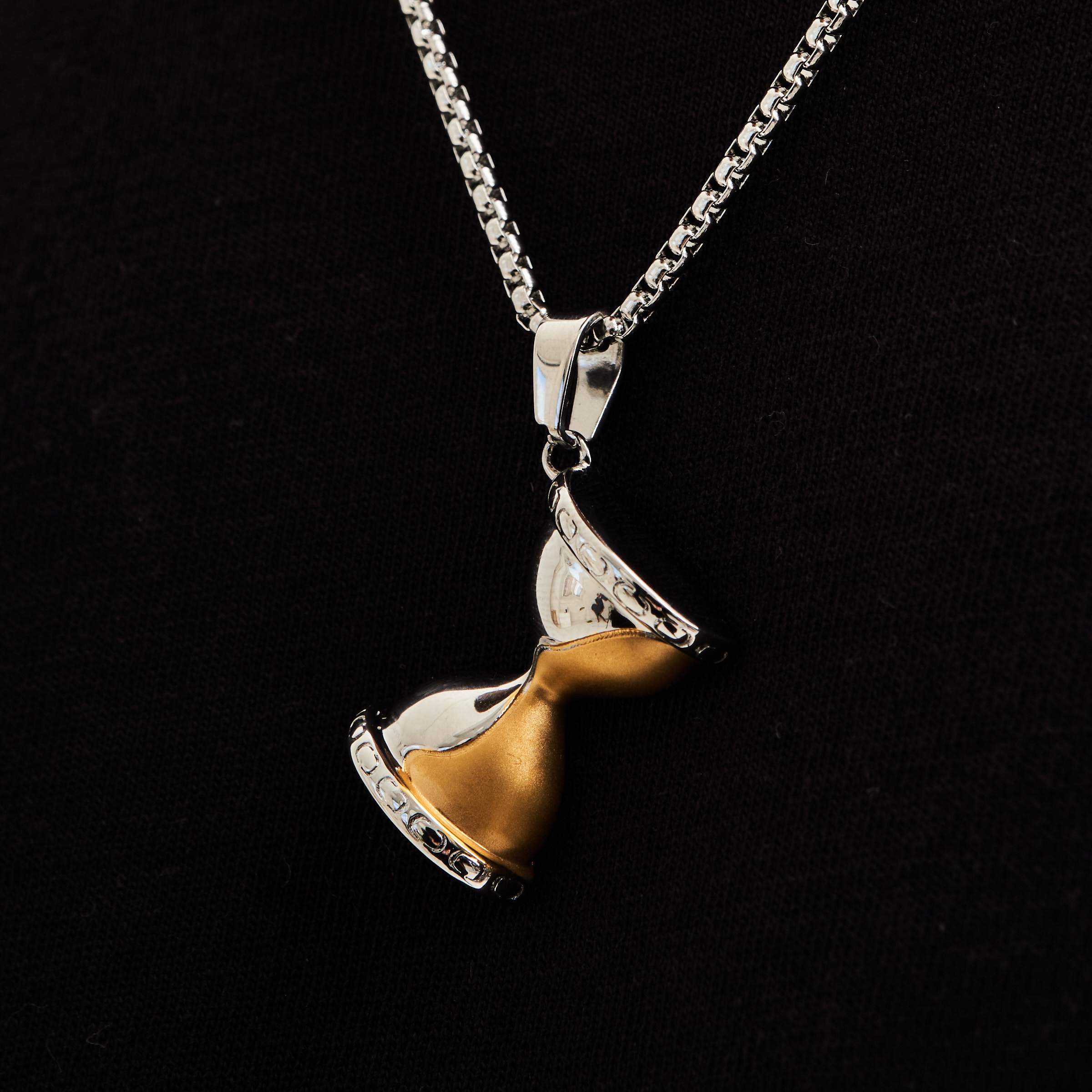 Hourglass (Silver)