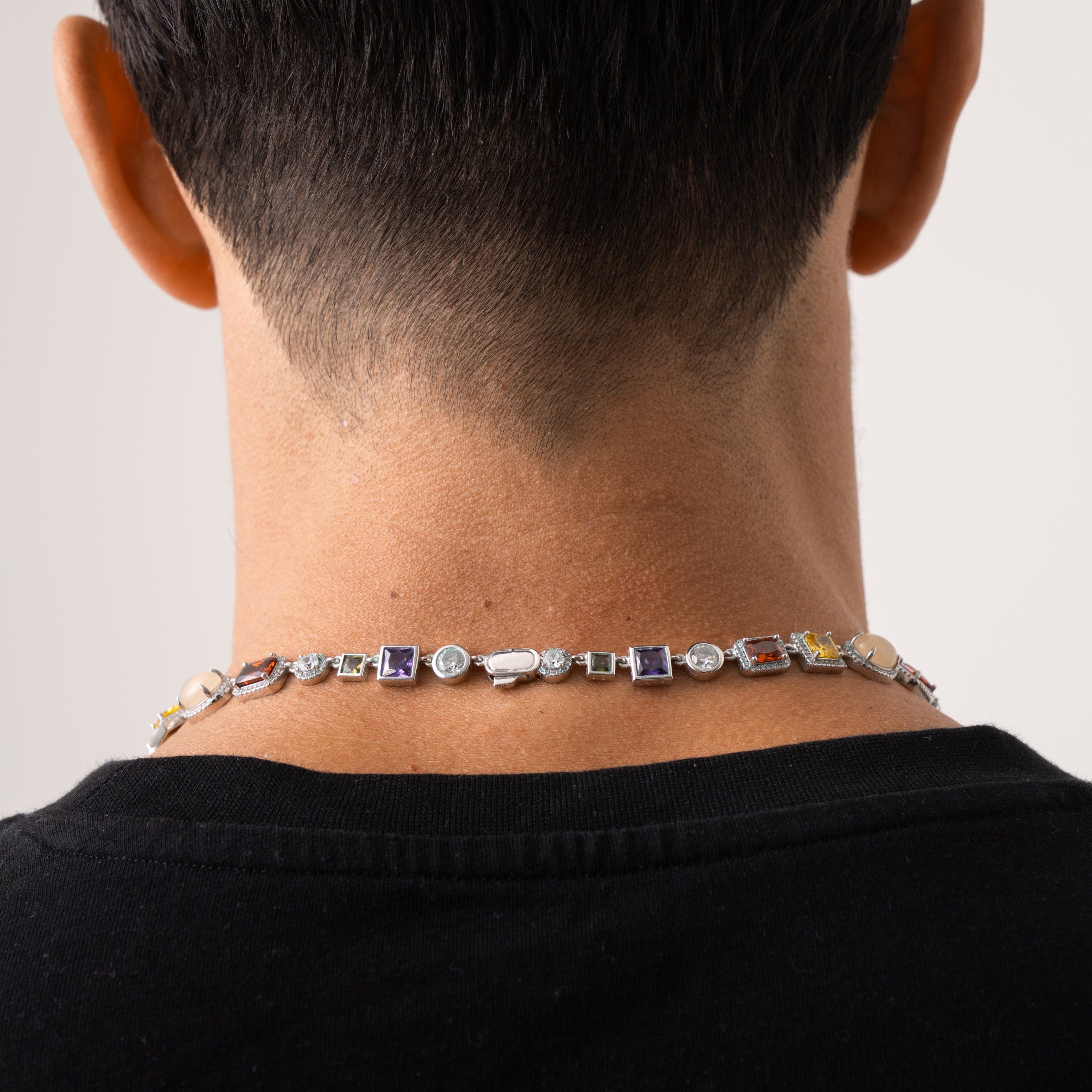 Collar de piedras preciosas (plata)