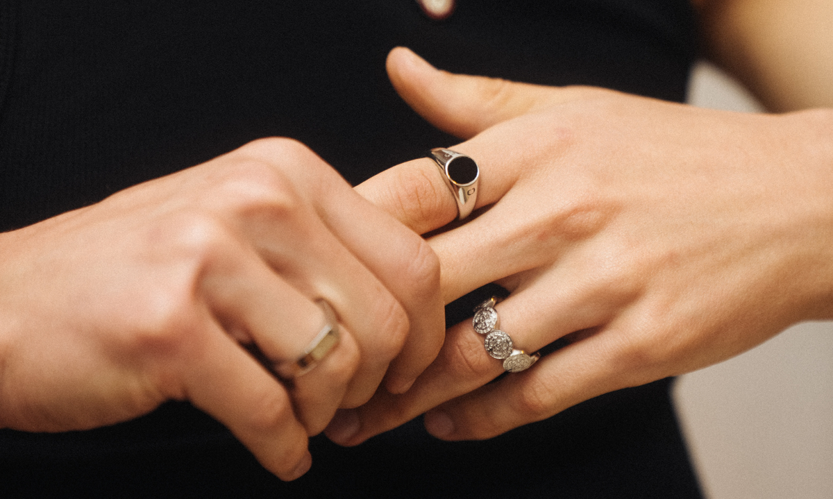 Men's Jewelry Styles: The Most Popular Looks and Who They Suit