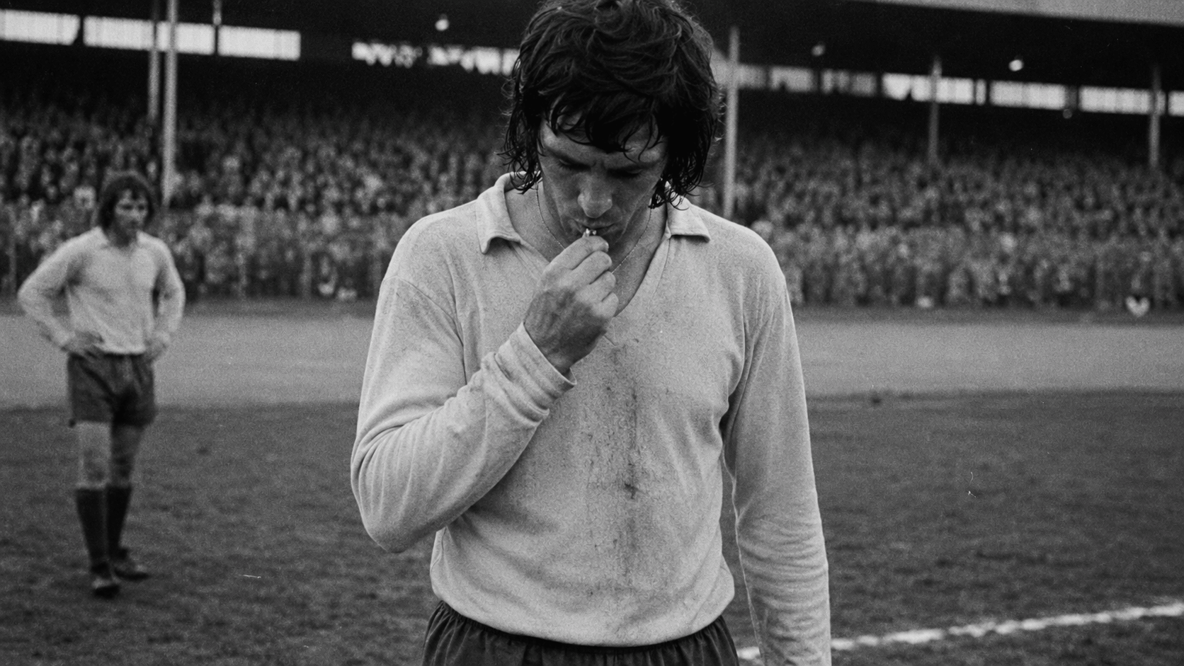 Should Jewelry Be Brought Back to the Pitch?