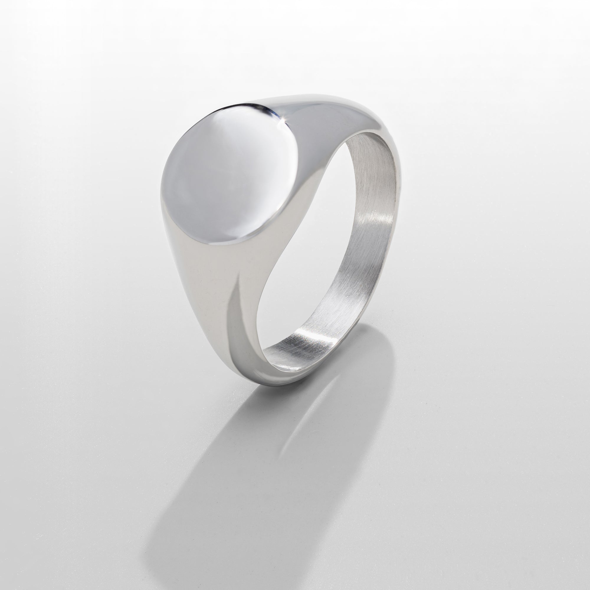 Round Signet Ring (Silver)