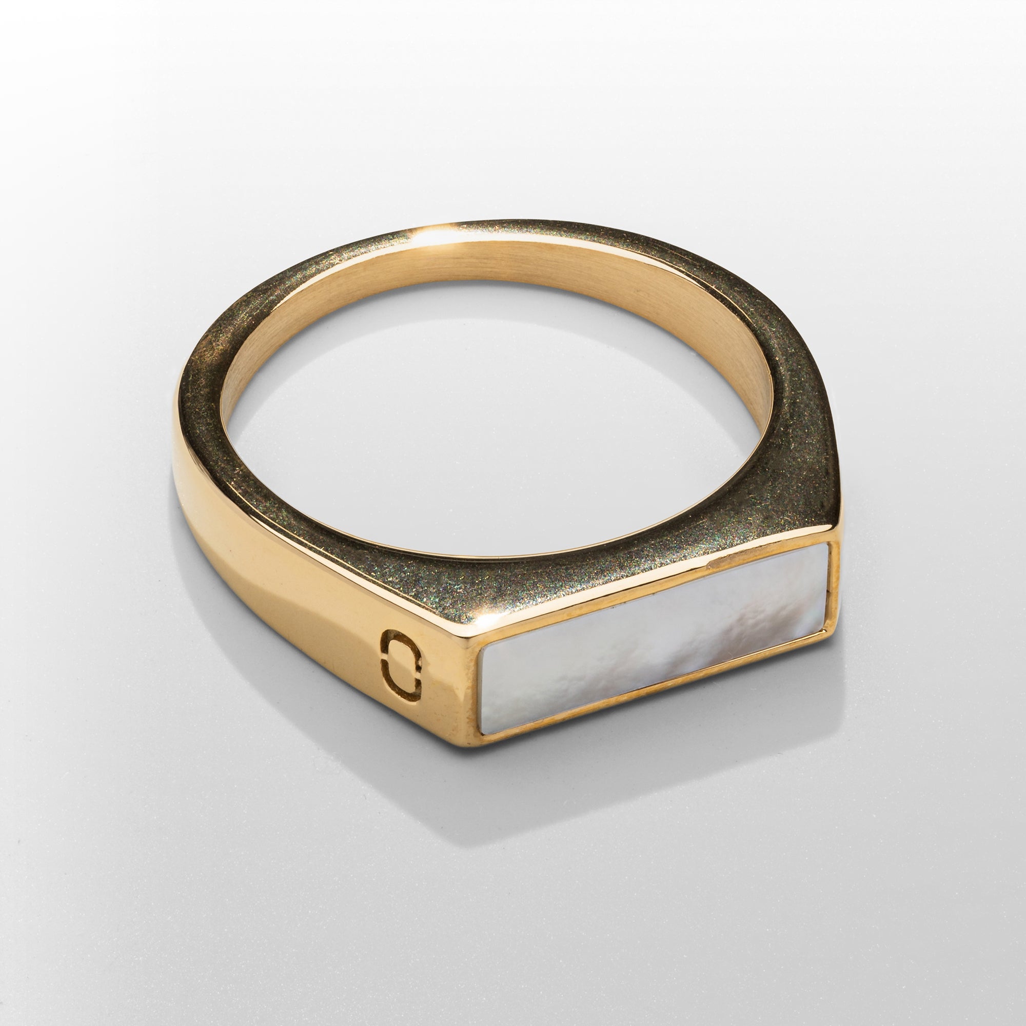 White Rectangle Stone Signet Ring (Gold)