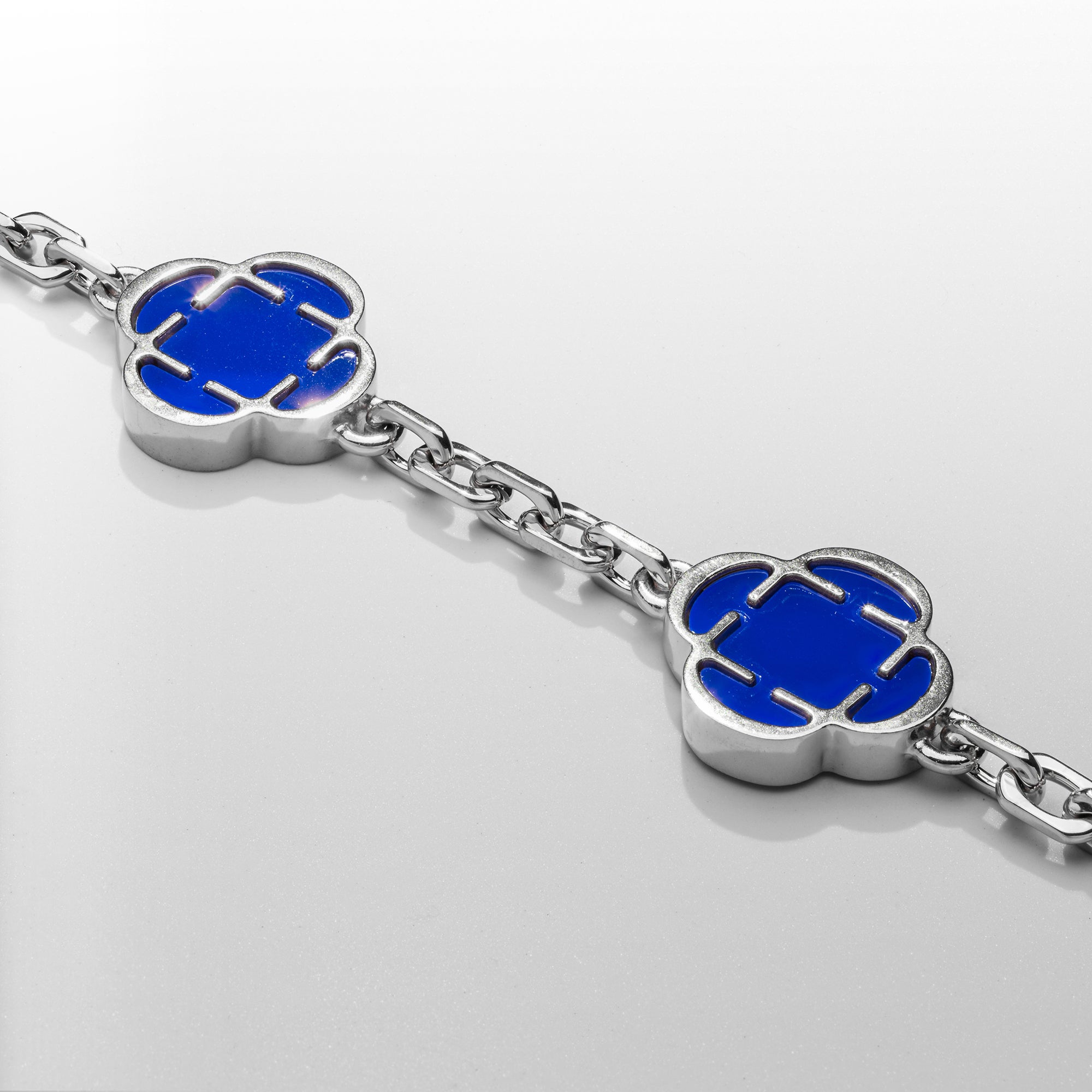 Blue Clover Stone Bracelet (Silver)