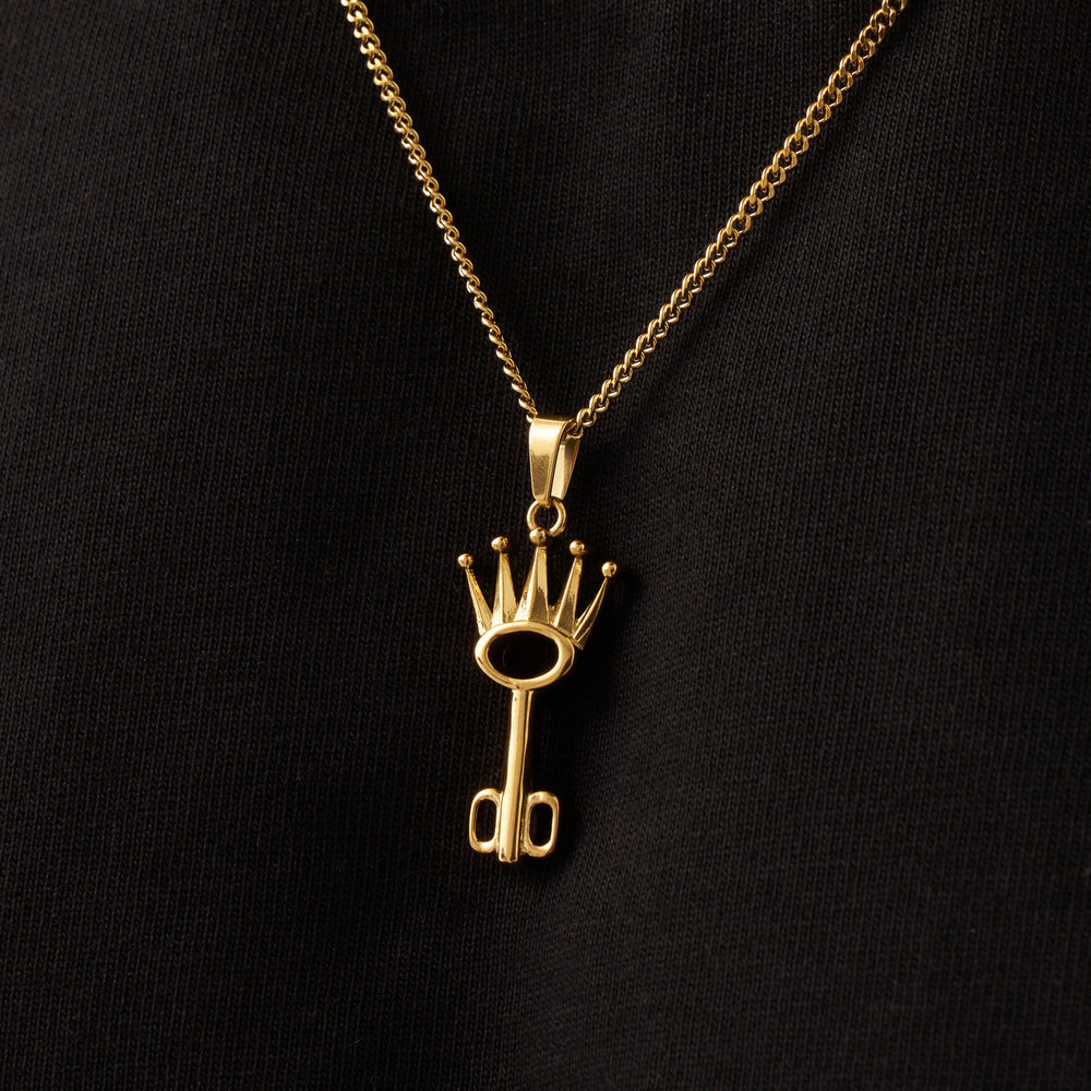 Men's King's Key Pendant (18k Gold)