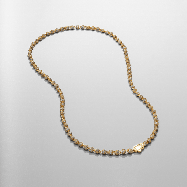 Collar con colgante de bola de hielo (oro) de 4 mm