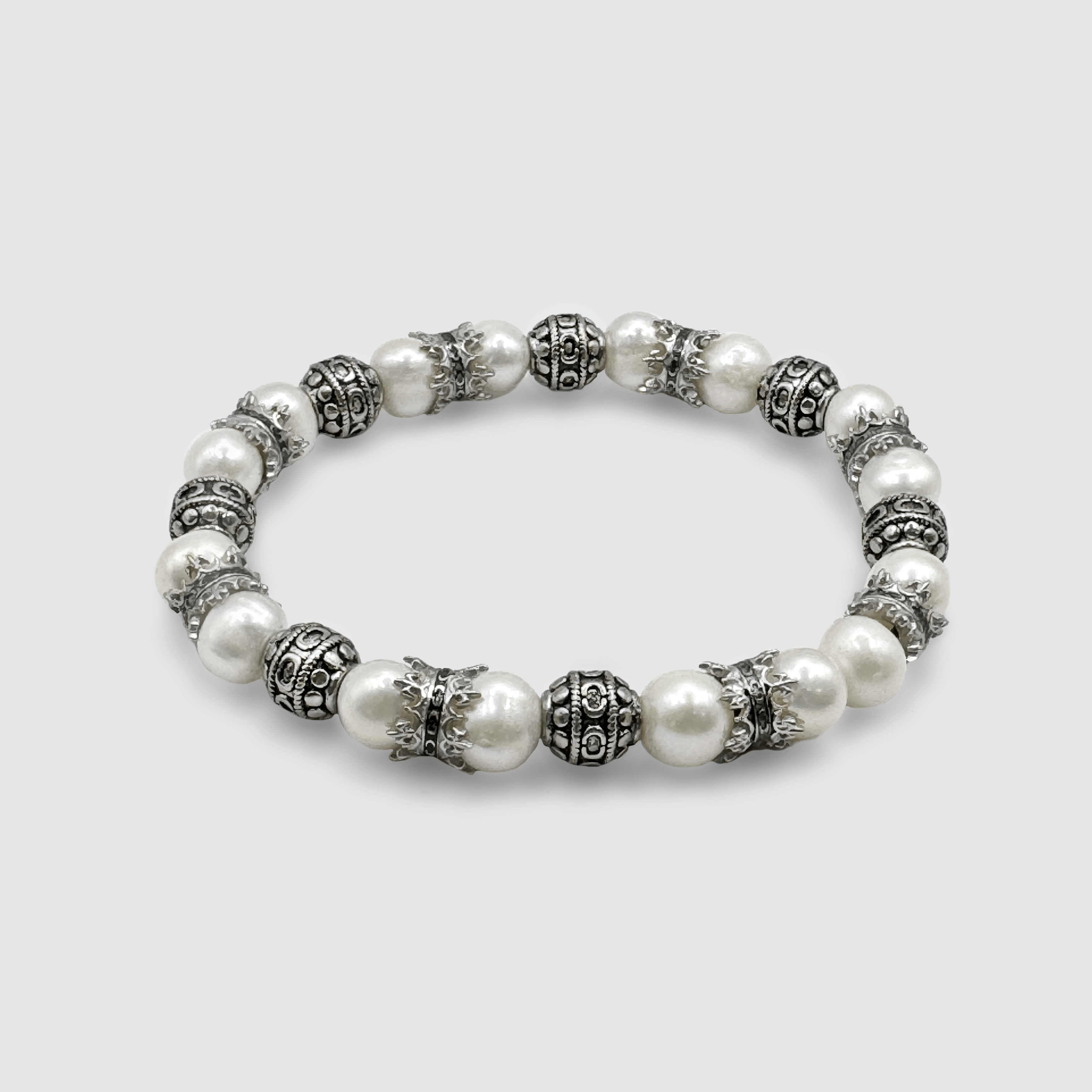 Crown Jewels Pearl Bracelet (Silver)