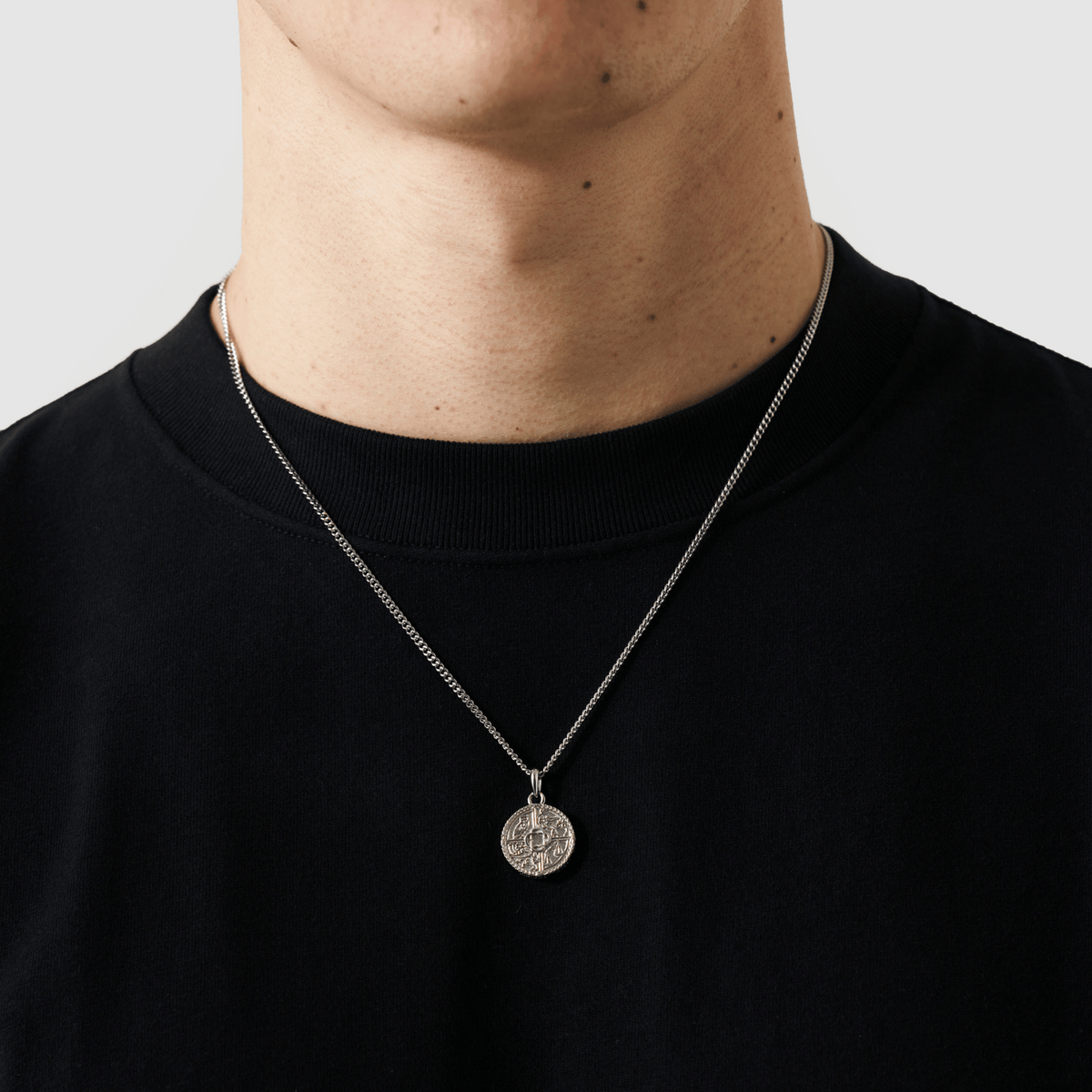 【CRAFTD London】Virtues Pendant ネックレス 2色 Virtues Pendant (Gold)