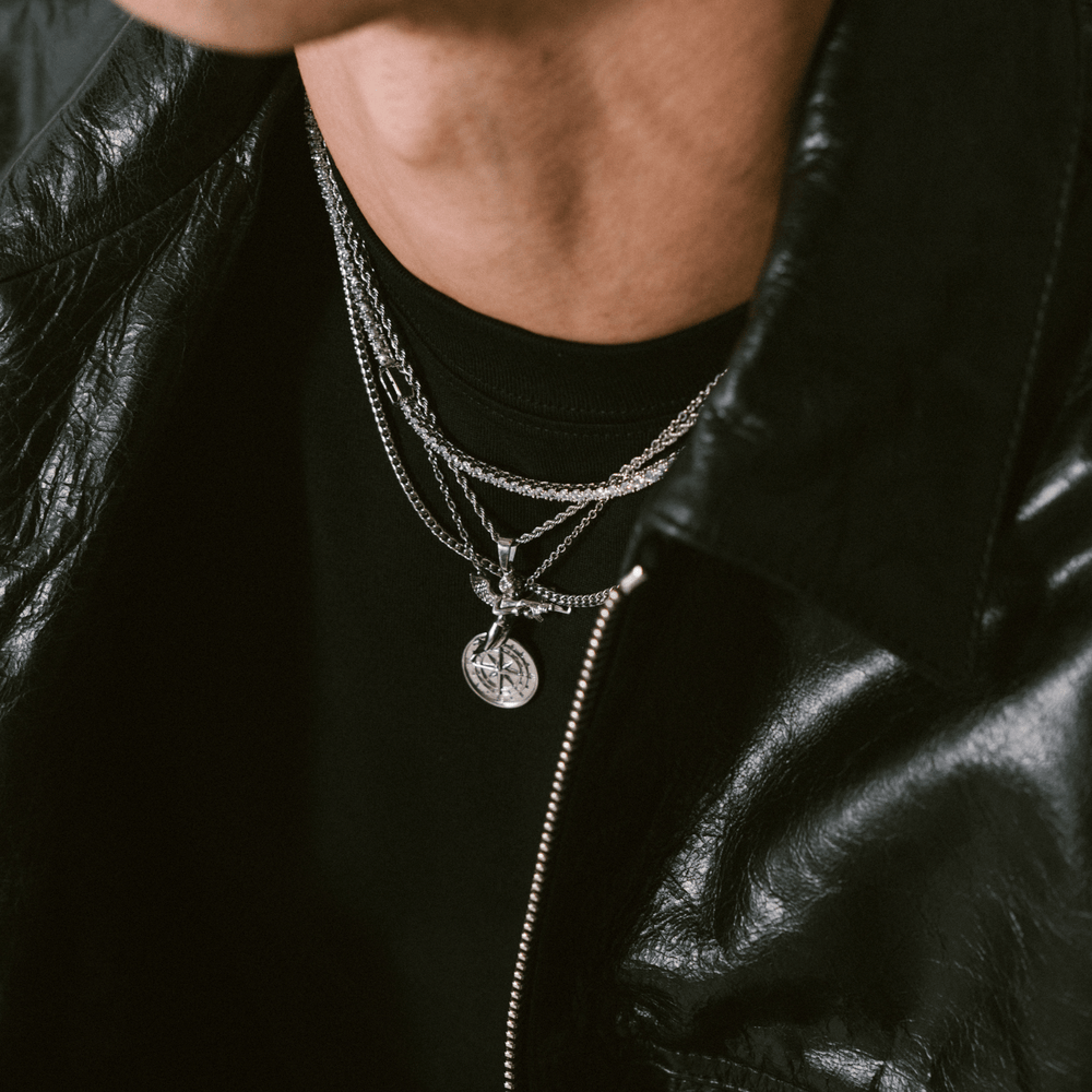 Compass Pendant | Compass Necklace Silver | CRAFTD London