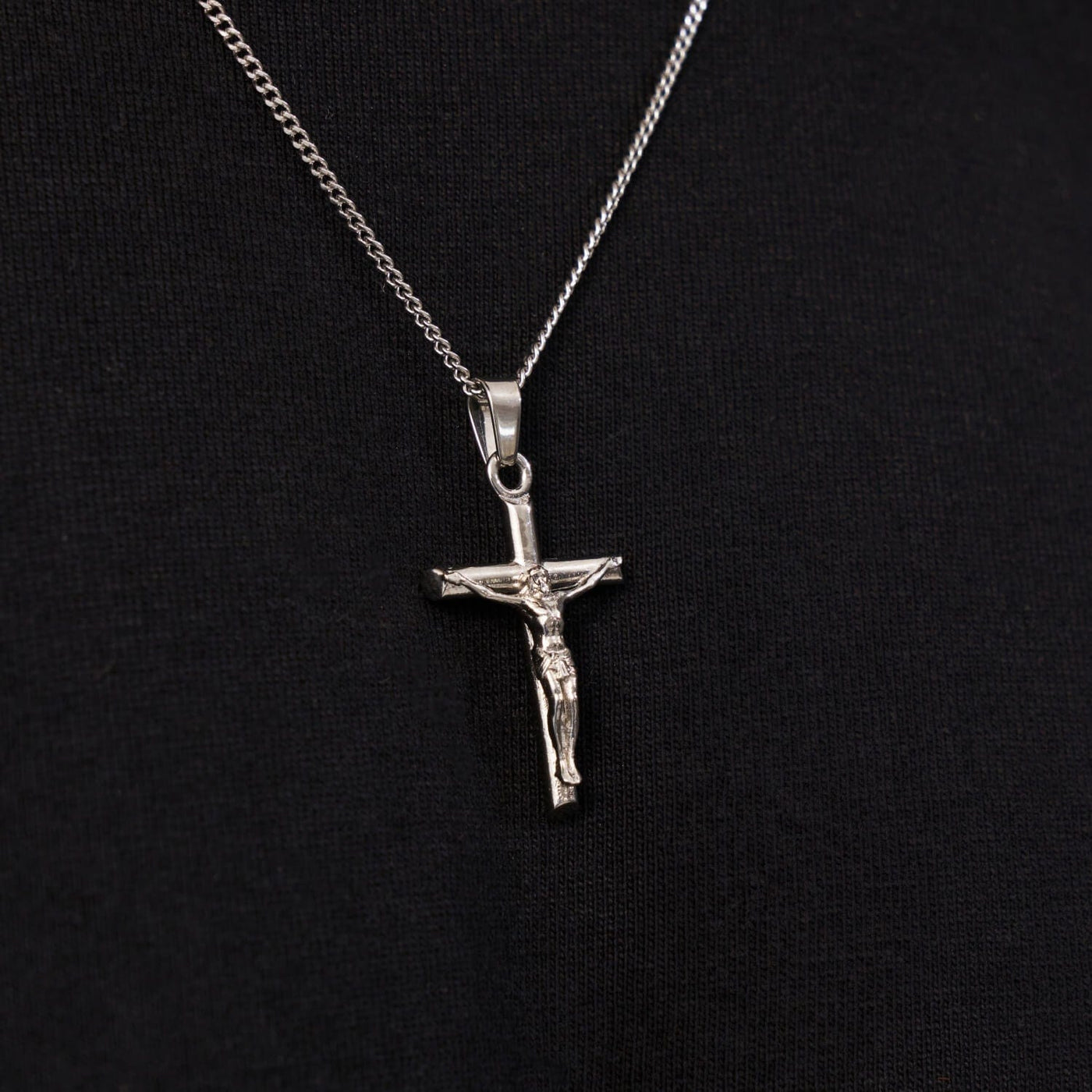 Crucifix | SIlver Cross And Chain | CRAFTD London