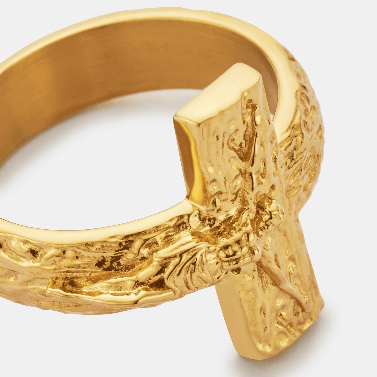 Crucifix Band Ring (Gold)