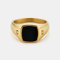 squared-stone-ring-gold