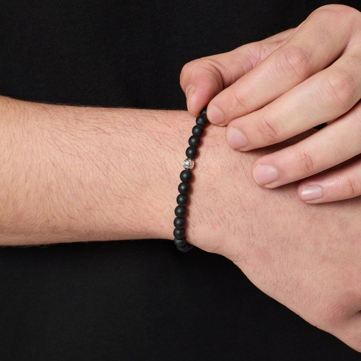 Onyx Bead Lock Bracelet (Silver)