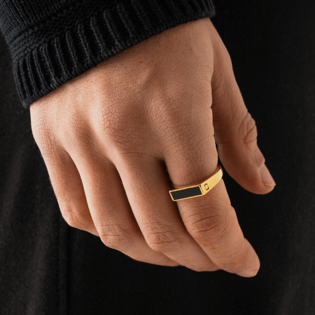 Rectangle Stone Ring (Gold)