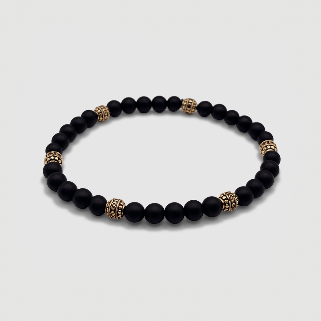送税込【CRAFTD London】MATTE ONYX STONE BRACELET (2色)国内発 Matte Black Onyx Bead Bracelet (Gold)