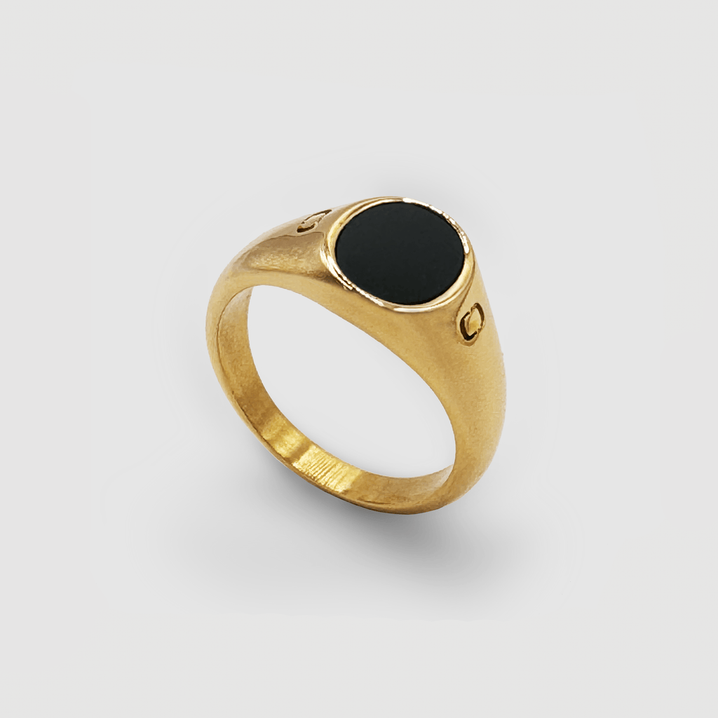 Men's Black Onyx Oval Stone Ring (18k Gold)