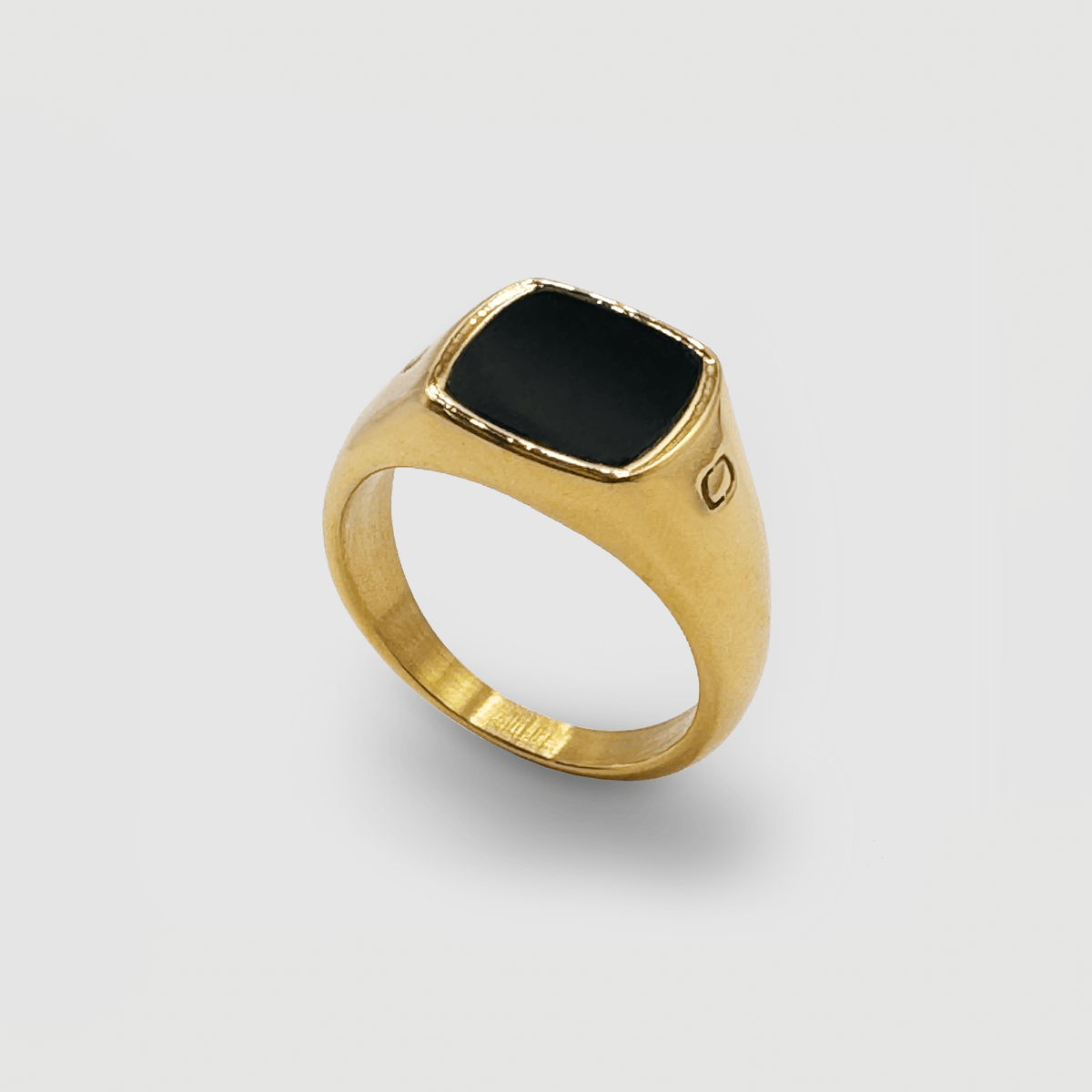 Men's Black Onyx Square Stone Ring (18k Gold)