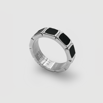 Onyx Stone Band Ring (Silver)